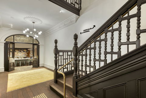 Farmers Home Hotel - Surfers Gold Coast 0