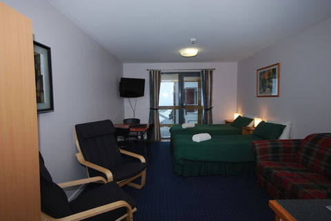 Alpine Heights 21 - Surfers Gold Coast 1