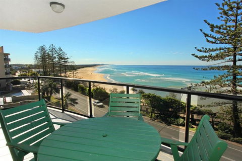 Unit 8 Phoenix Apartments 1736 David Low Way Coolum Beach LINEN INCLUDED 500 BOND - Surfers Gold Coast 3