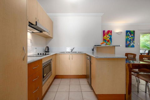 Port Douglas Affordable Accommodation - Surfers Gold Coast 2