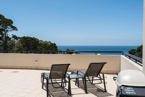 Ocean Break Coolum - Surfers Gold Coast 6