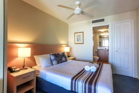 Beachfront Mooloolaba Apartment - Surfers Gold Coast 6