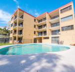 Golden Shores Unit 3 21 Landsborough Parade - Surfers Gold Coast