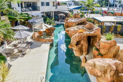 Second Floor 2 Bedroom Mooloolaba Escape Caribbean Resort - Surfers Gold Coast 6