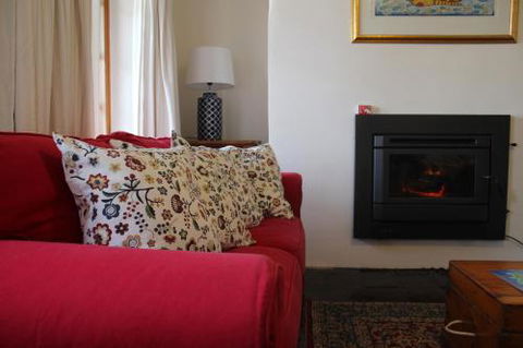 Victoria Cottage - Surfers Gold Coast 4