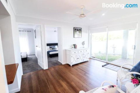 Saltwater Manor - Surfers Gold Coast 2