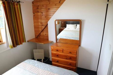 Wind Song Mountain Retreat - Surfers Gold Coast 1