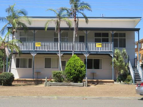 Cabenay 3 VIEWS ACROSS THE PARK - Surfers Gold Coast 0