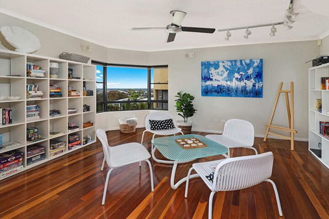 PRTFINO Ultimate Penthouse - Surfers Gold Coast 3
