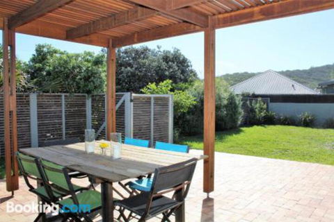 BARANBALEE WEEKLY ONLY - Surfers Gold Coast 5