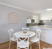 Unit 3 Emerald Shores shipping lane views - Surfers Gold Coast