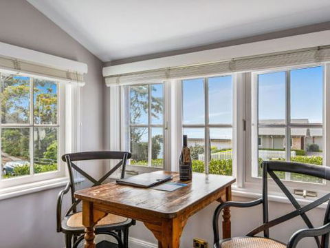 Cottage 1 Hyams Beach Seaside Cottages - Surfers Gold Coast 5