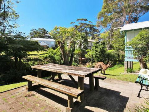 Cottage 3 Hyams Beach Seaside Cottages - Surfers Gold Coast 1