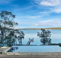 ESTUARY HOUSE Basin View 4pm check out Sundays - Surfers Gold Coast