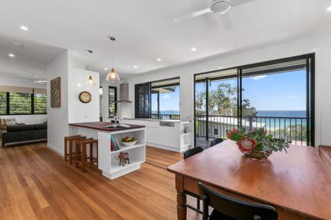 Tramican Street House - Surfers Gold Coast 5