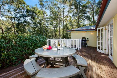 Hilldo Lovely Mountainside Accommodation - Surfers Gold Coast 2