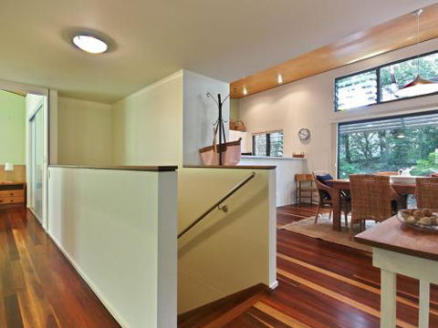 Hyams Retreat 4pm Check Out Sundays - Surfers Gold Coast 6