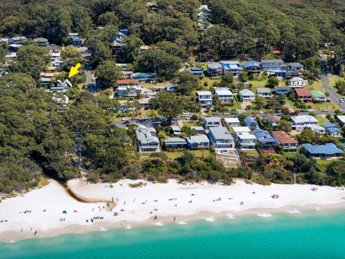 Hyams Beach NSW Surfers Gold Coast