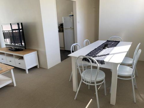 Flynns Retreat Everard Street - Surfers Gold Coast 2