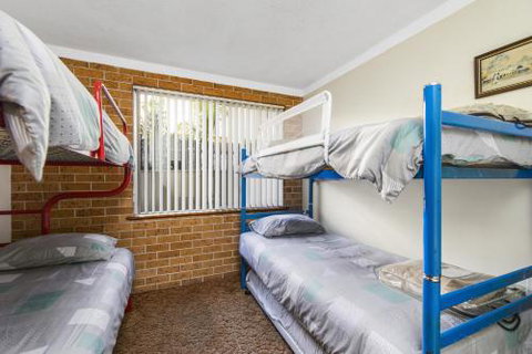 6 Of 12 To 14 Crisallen Street Port Macquarie - Surfers Gold Coast 3