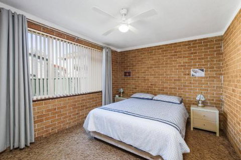 6 Of 12 To 14 Crisallen Street Port Macquarie - Surfers Gold Coast 4