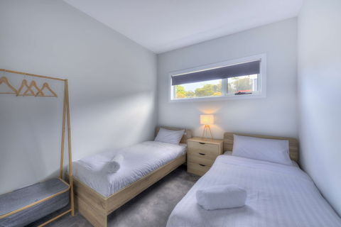 Archella 2 - Beautifully Appointed, Close To Golf Course & Play Ground - Surfers Gold Coast 5