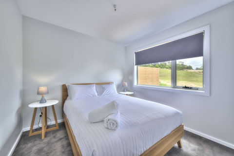 Archella 2 - Beautifully Appointed, Close To Golf Course & Play Ground - Surfers Gold Coast 2