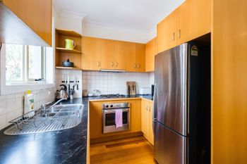 KIM 2BDR West Melbourne Apartment - Surfers Gold Coast 4