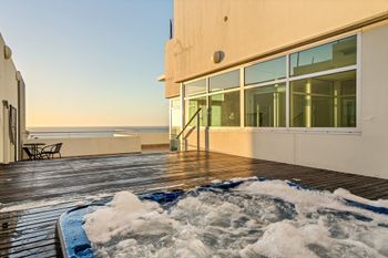 Penthouse Liberty Towers - Surfers Gold Coast 5