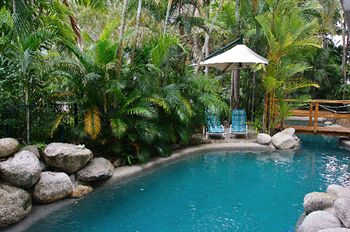 Coral Apartments Latitude 16 - Surfers Gold Coast 1