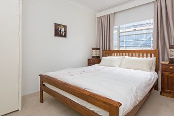 Comfy Convenience In Centennial Park - Surfers Gold Coast 6