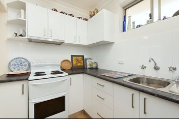 Comfy Convenience In Centennial Park - Surfers Gold Coast 2