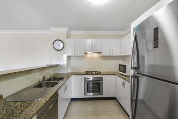 Sorrento Apartment 401 - Surfers Gold Coast 5