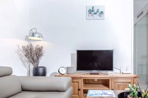 B03-darling Harbour 1 BDR APT - Surfers Gold Coast 5