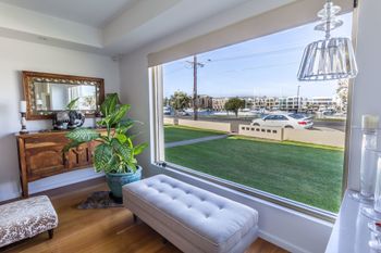 Serene Marinafront 3BR Retreat - Surfers Gold Coast 2