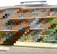 Dolphin Court unit 1 - Surfers Gold Coast