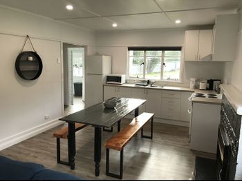 Maydena Digs Cottage - Surfers Gold Coast 5
