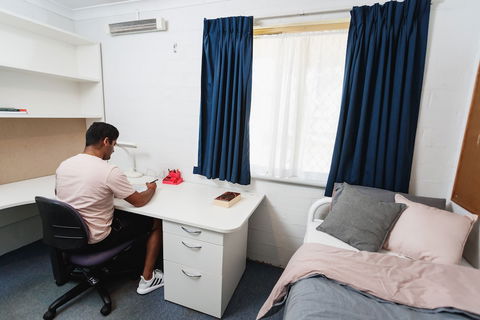 Vickery House - Surfers Gold Coast 2
