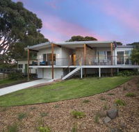 THE PERFECT BEACH HOUSE - Surfers Gold Coast