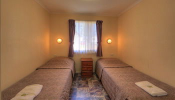 Kahlers Oasis Caravan Park - Surfers Gold Coast 5