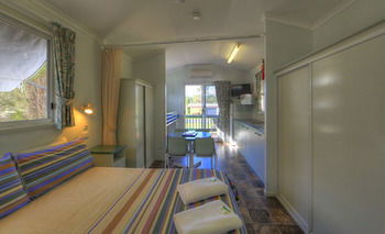 Kahlers Oasis Caravan Park - Surfers Gold Coast 4
