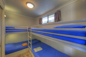 Kahlers Oasis Caravan Park - Surfers Gold Coast 3