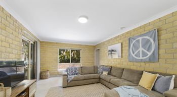BEACHSIDE HIDEAWAY BONNY HILLS - Surfers Gold Coast 5