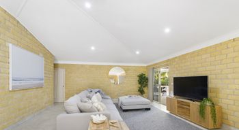 BEACHSIDE HIDEAWAY BONNY HILLS - Surfers Gold Coast 2