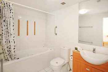 Seaforth Apt 333 - Surfers Gold Coast 6