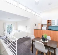 2 Bedroom Balcony Terrace near Kings Cross - Surfers Gold Coast