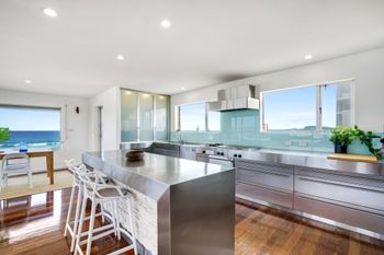 Surf Side Apartments - Surfers Gold Coast 4