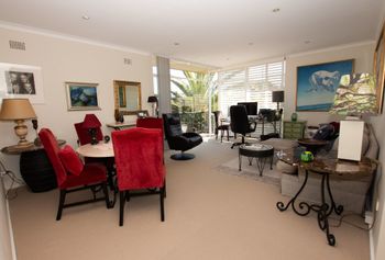 North Sydney Art Bed & Breakfast - Surfers Gold Coast 0