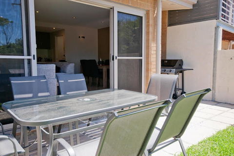 K Bay 6 Town House - Surfers Gold Coast 0