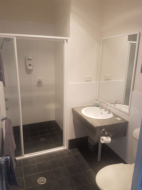 Jopen Cafe & Motel - Surfers Gold Coast 2